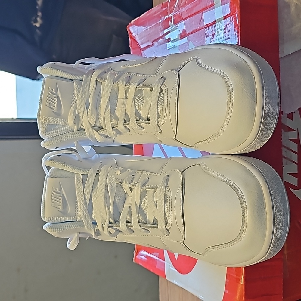 Nike high tops